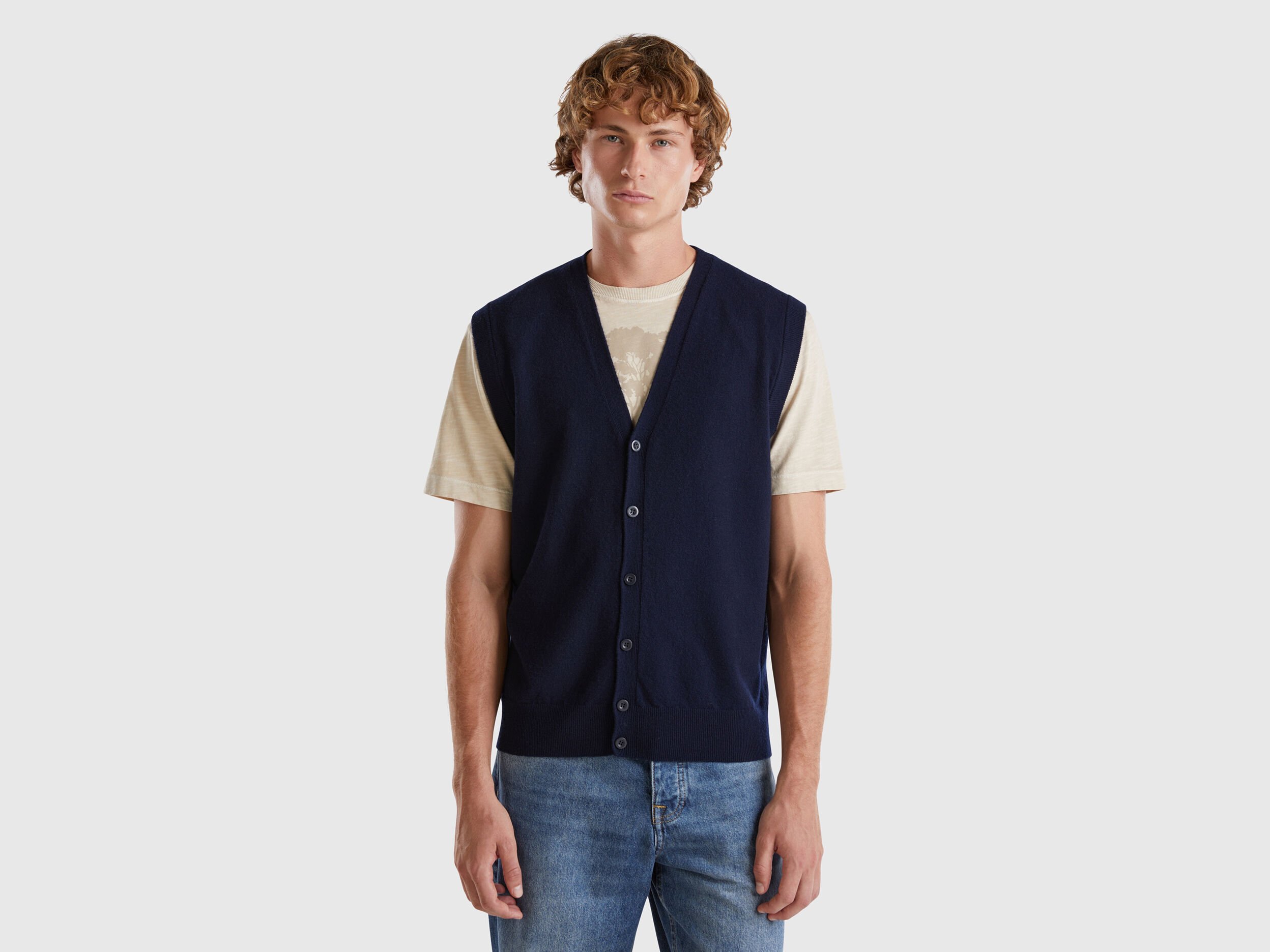 Men s Knit Vests New Collection 2024 Benetton