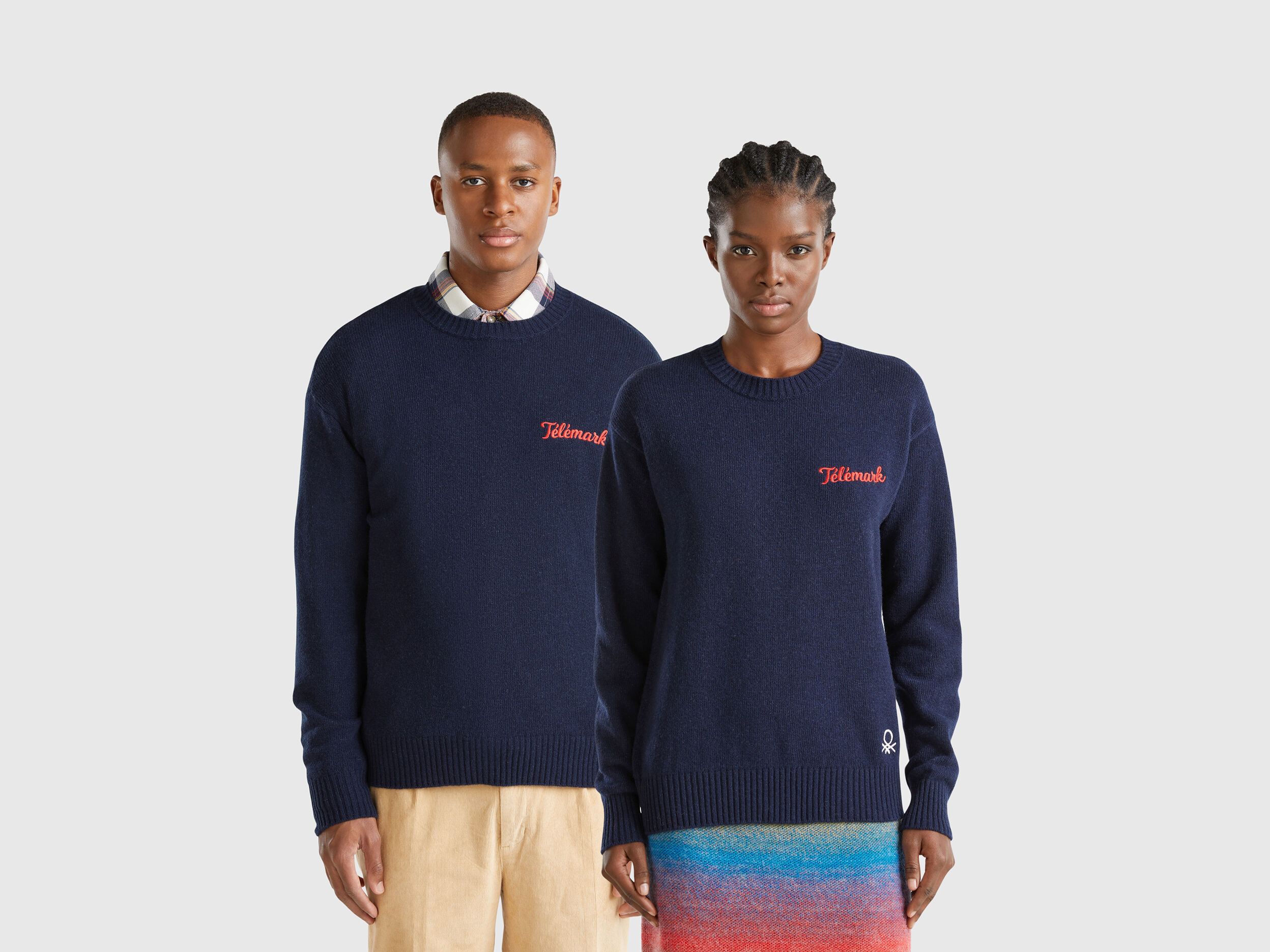 Wool blend sweater with ski graphic - Dark Blue | Benetton