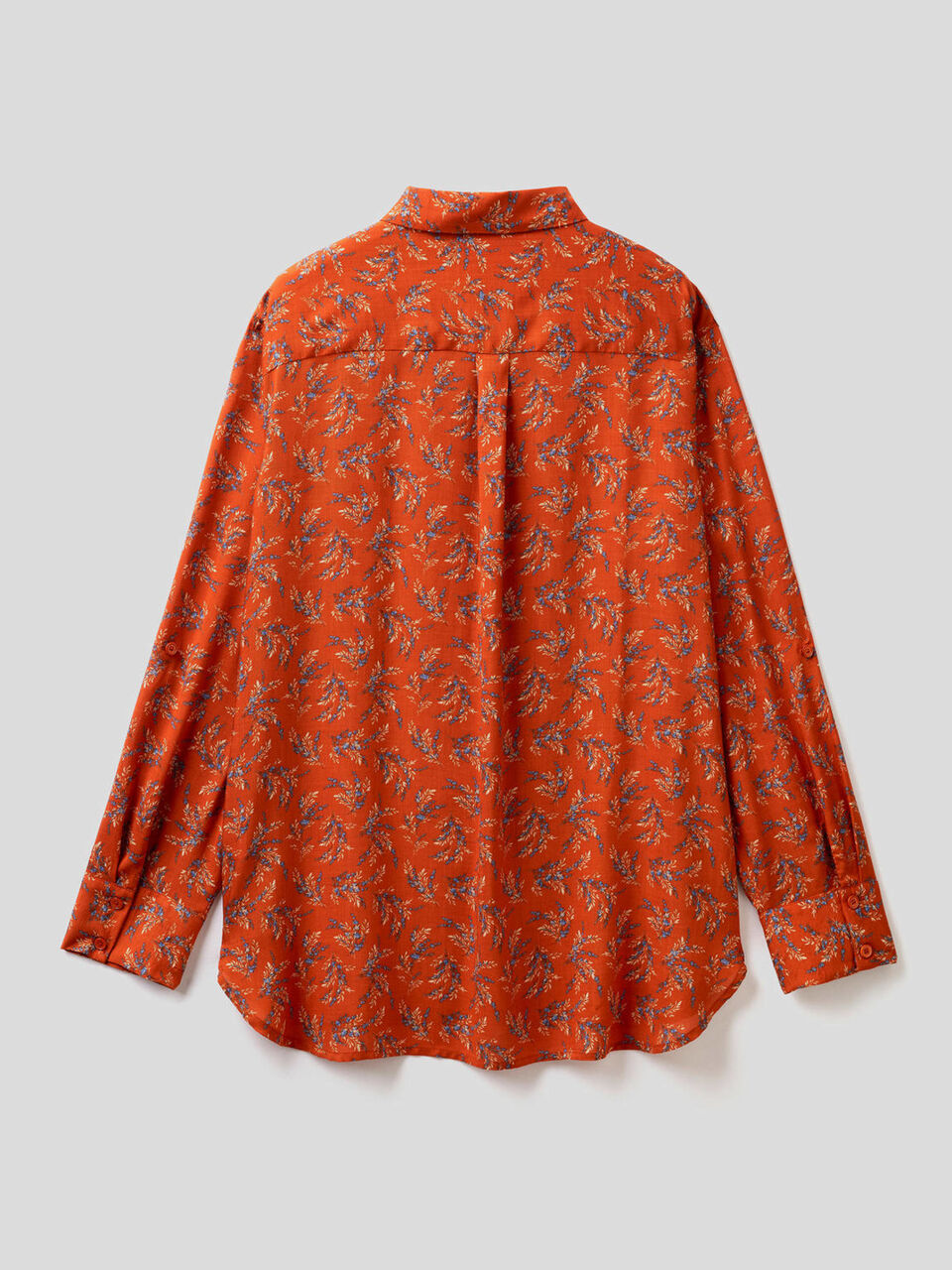 Camisa fluida estampada image number 2