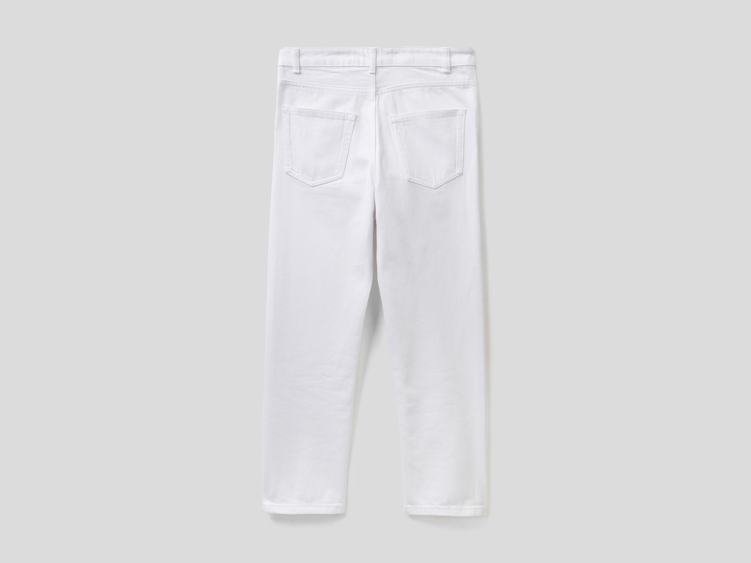 H and online m white jeans