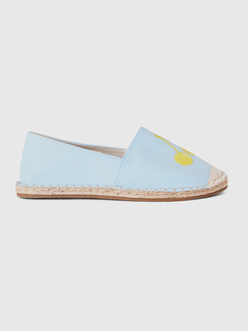 Benetton espadrilles store