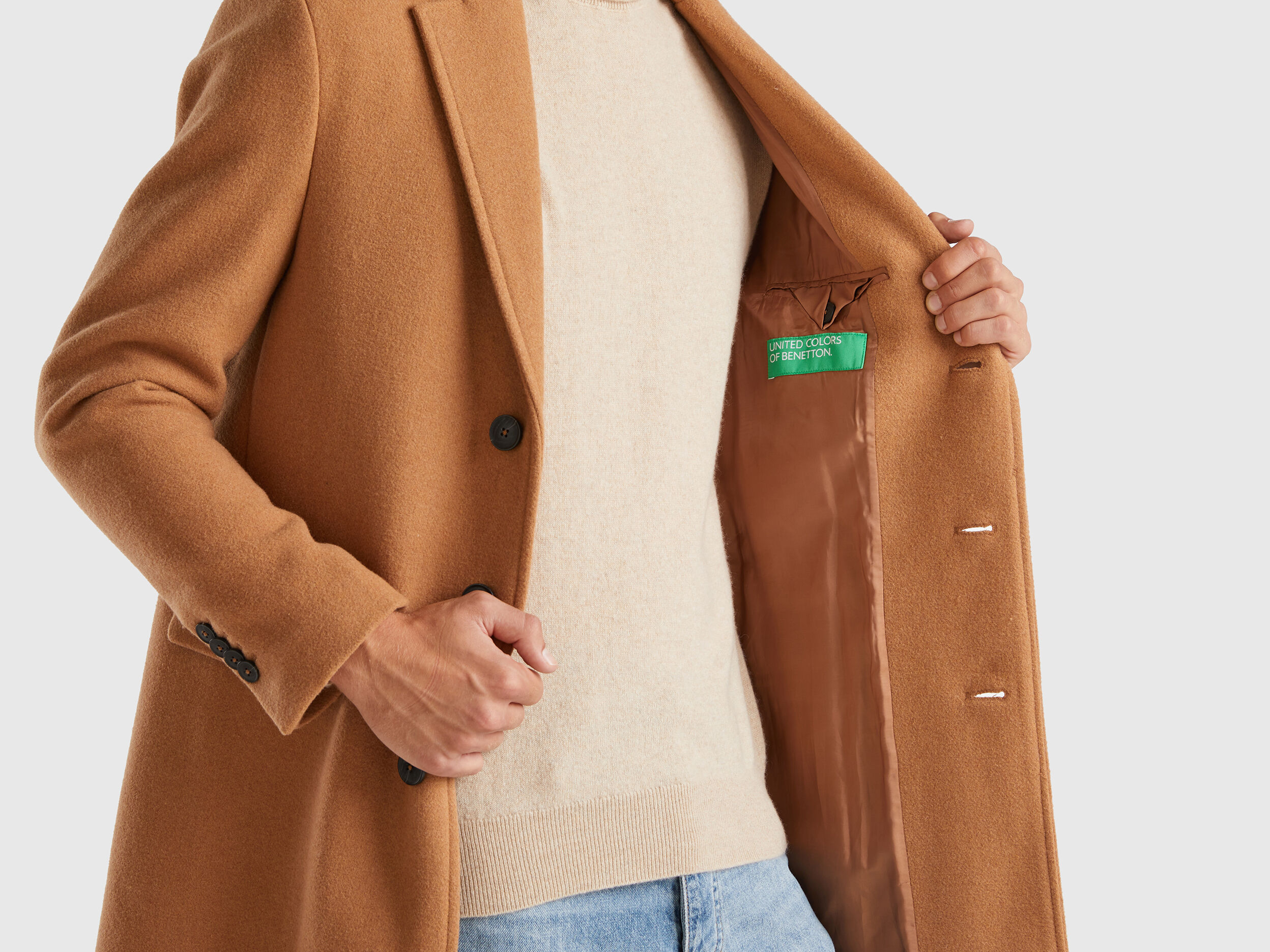 Camel coat benetton top