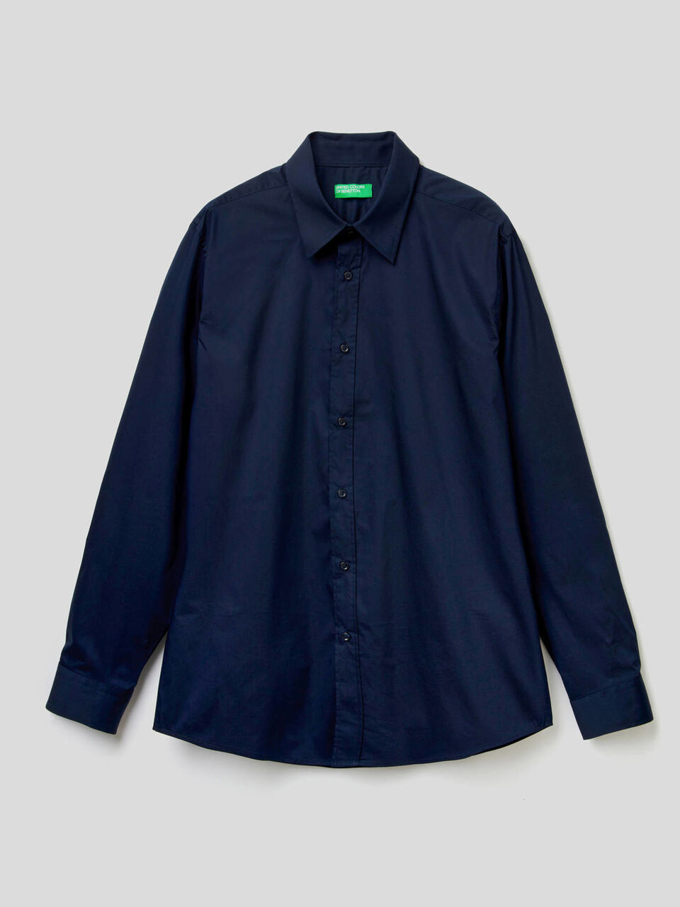 Solid color slim fit shirt image number 1