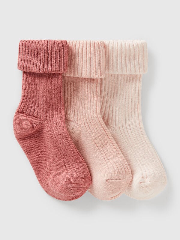 Tres pares de calcetines acanalados Recién nacidos