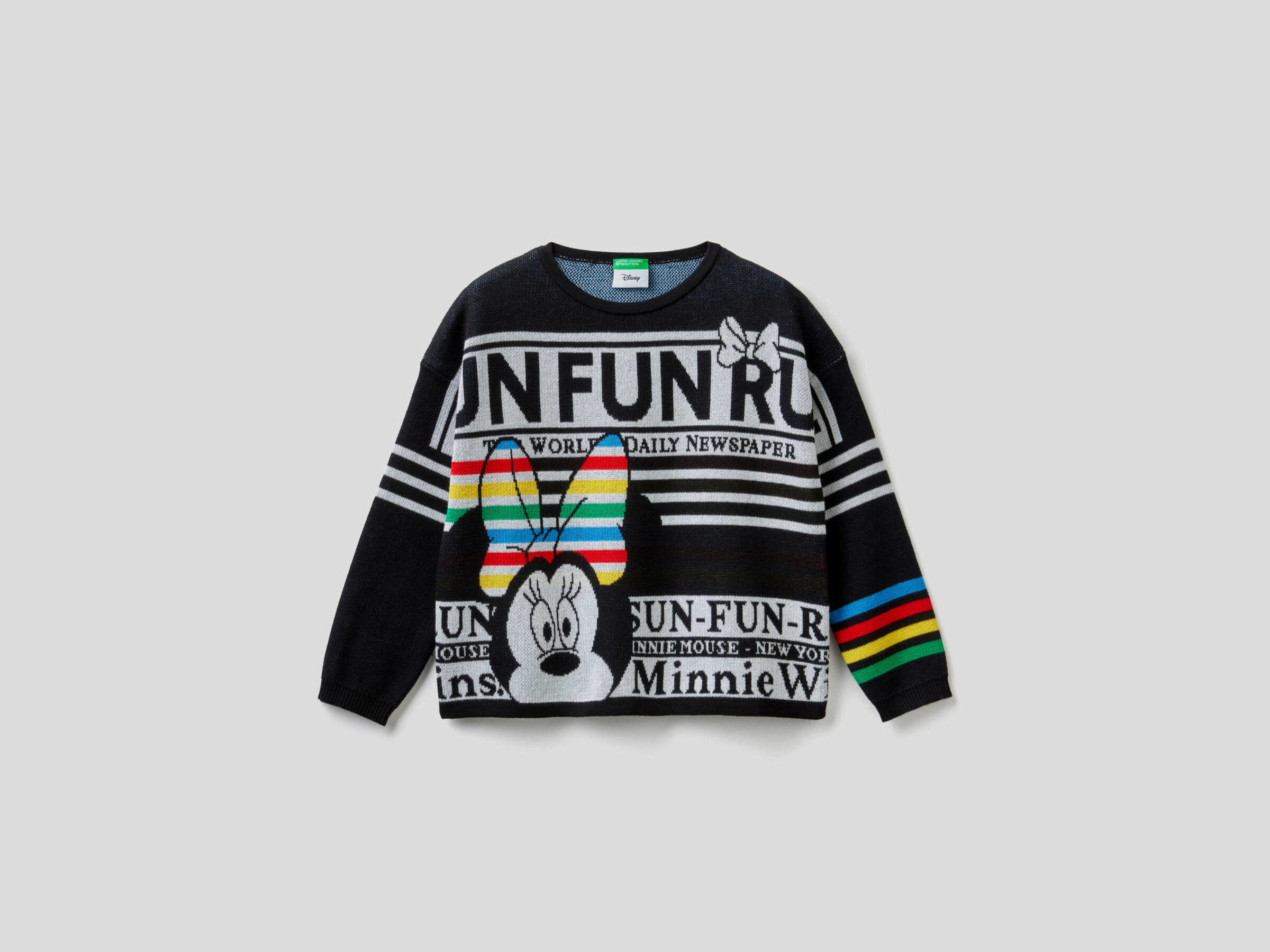 Sweater with Minnie inlay pattern image number null