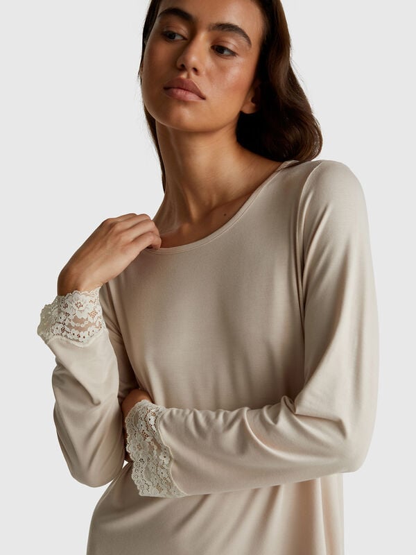 Camisón fluido con encaje Mujer