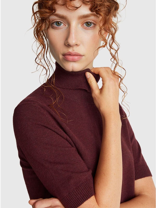 Jersey de cuello alto de mezcla de cachemira de manga corta en color marrón quemado Mujer