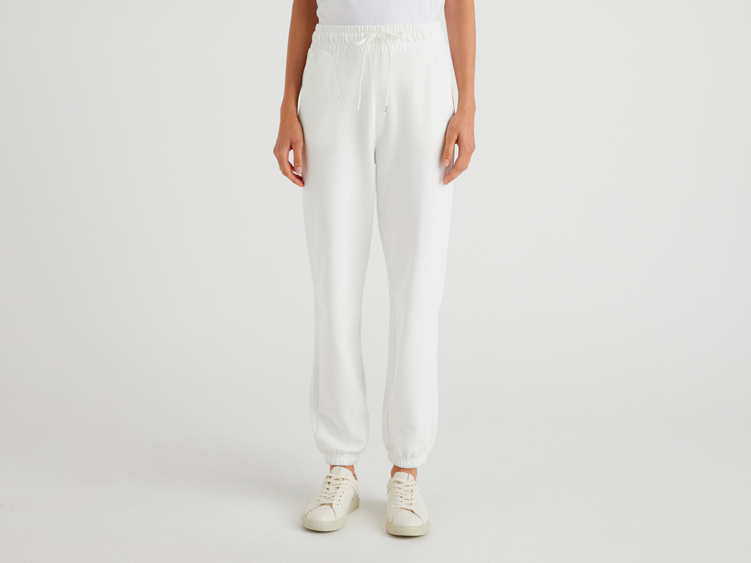 BenettonxPantone™ cream joggers - Creamy White | Benetton