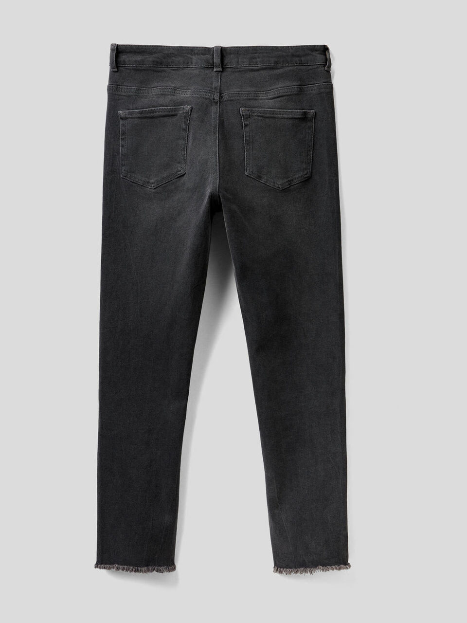 Cropped five pocket jeans image number 2