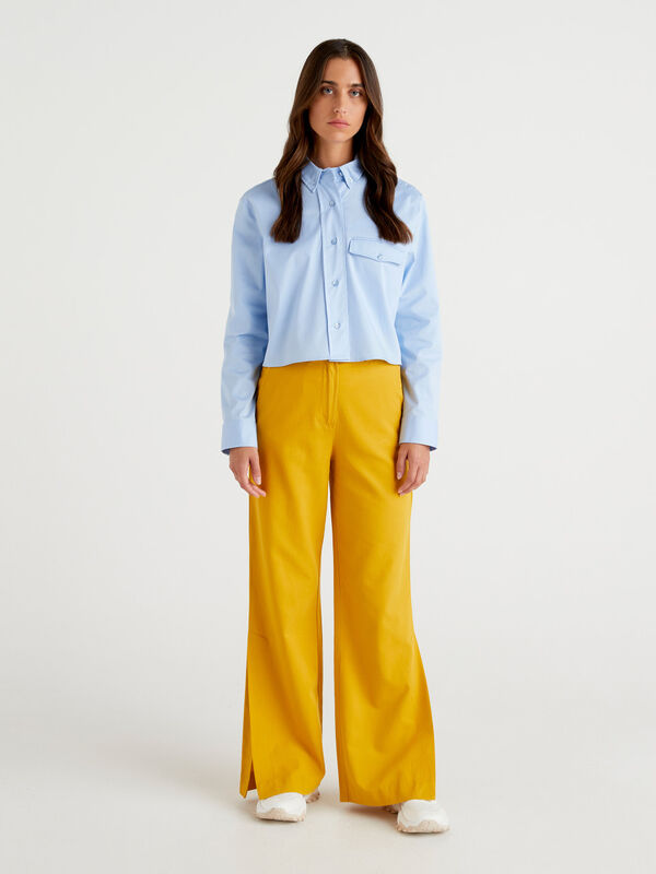 Flowy trousers with slits Women