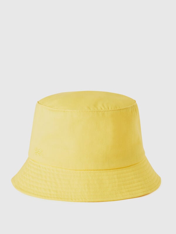 Yellow fisherman's hat with logo