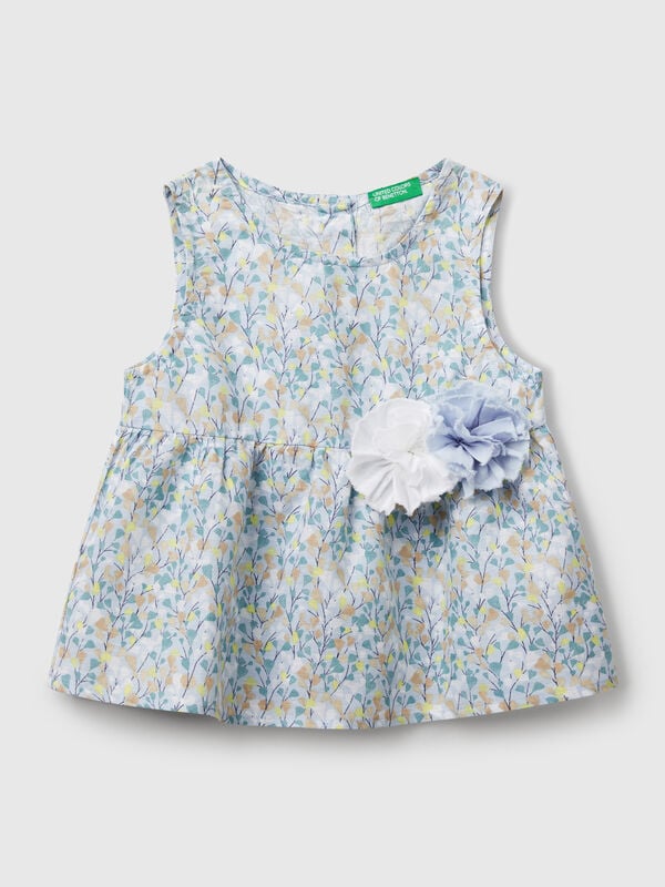 Blusa floral en mezcla de lino Niña