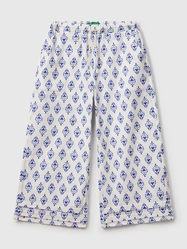 Pantalón estampado con pernera ancha Niña