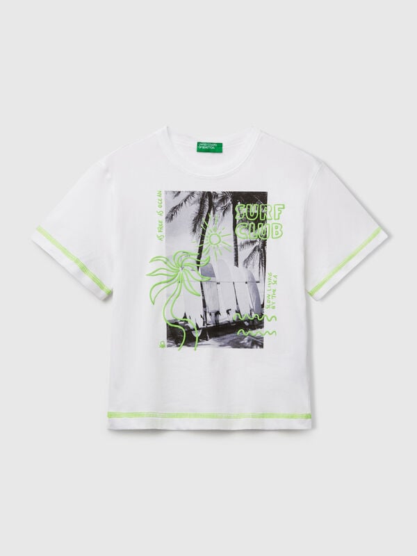 Camiseta con detalles flúor Niño
