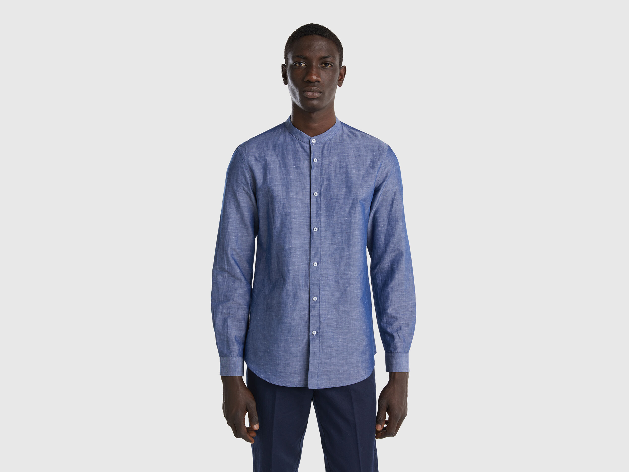 Mandarin collar shirt in linen blend - Light Blue | Benetton