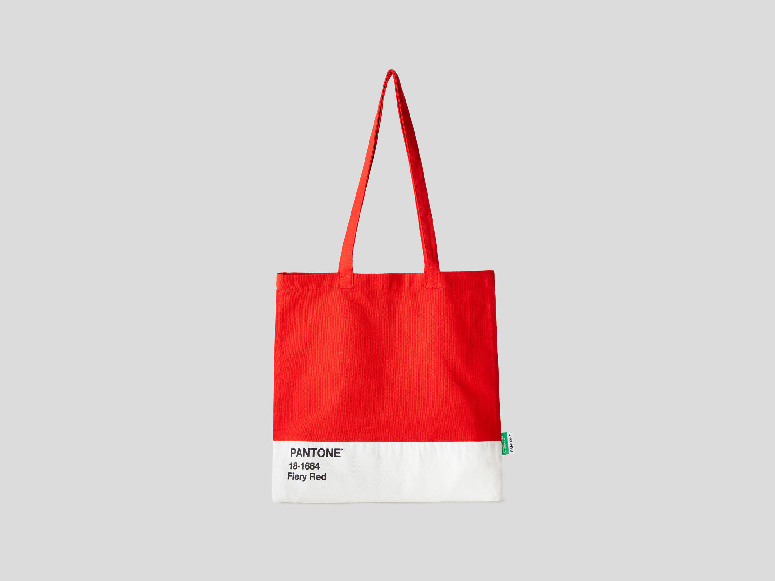 BenettonxPantone red shopping bag Red Benetton