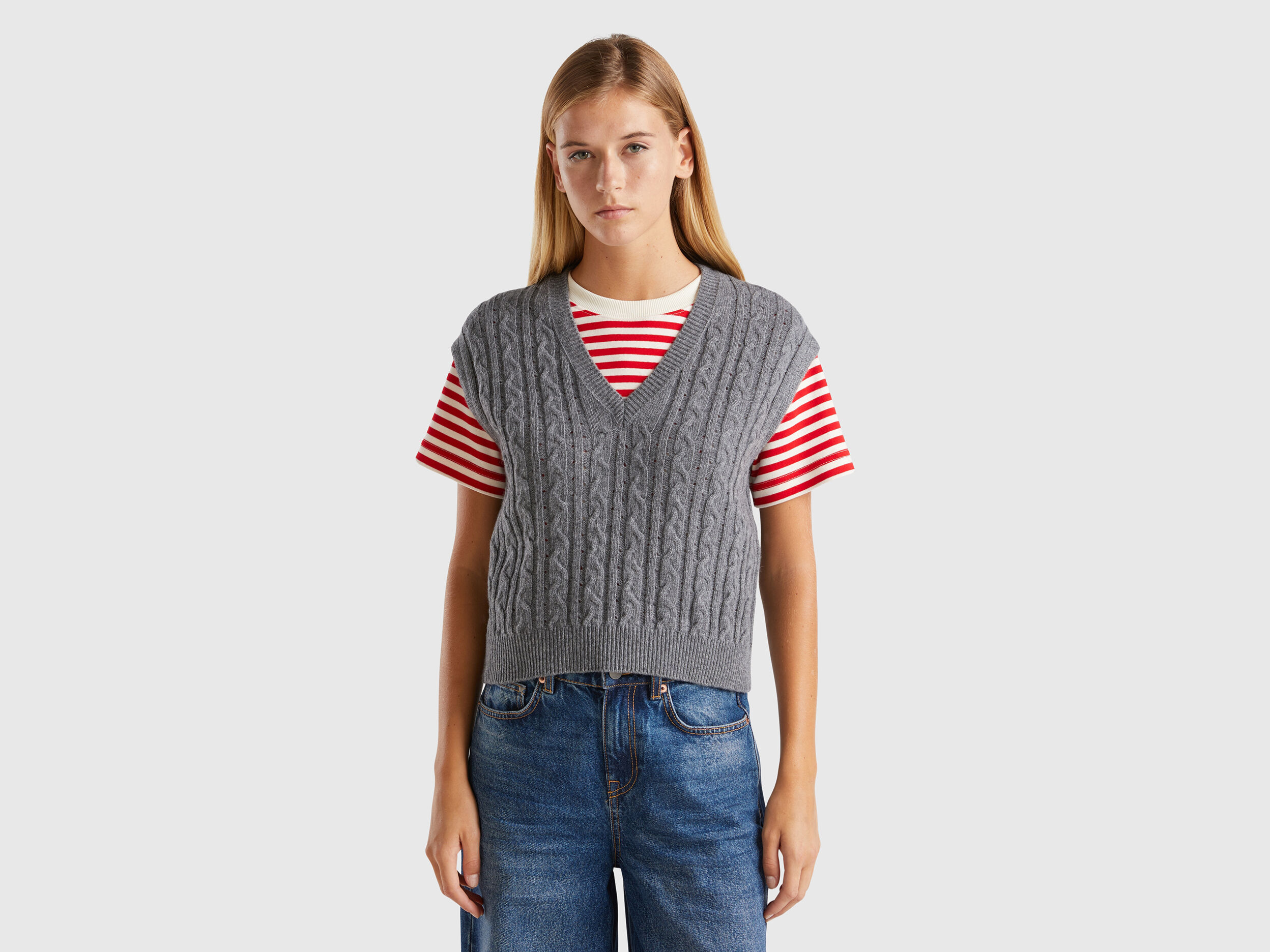 Boxy fit vest with cable knit and perforations - Dark Gray | Benetton