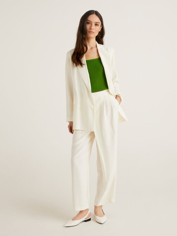 High-waisted trousers with pleats Women