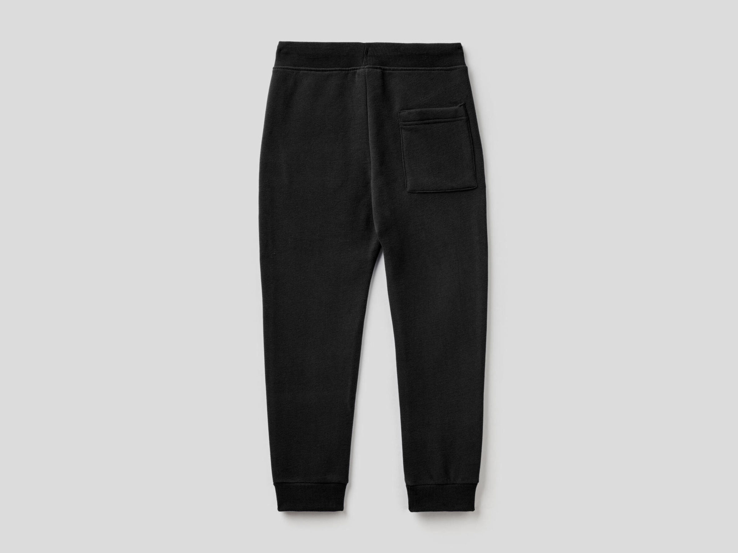 Sweatpants image number null