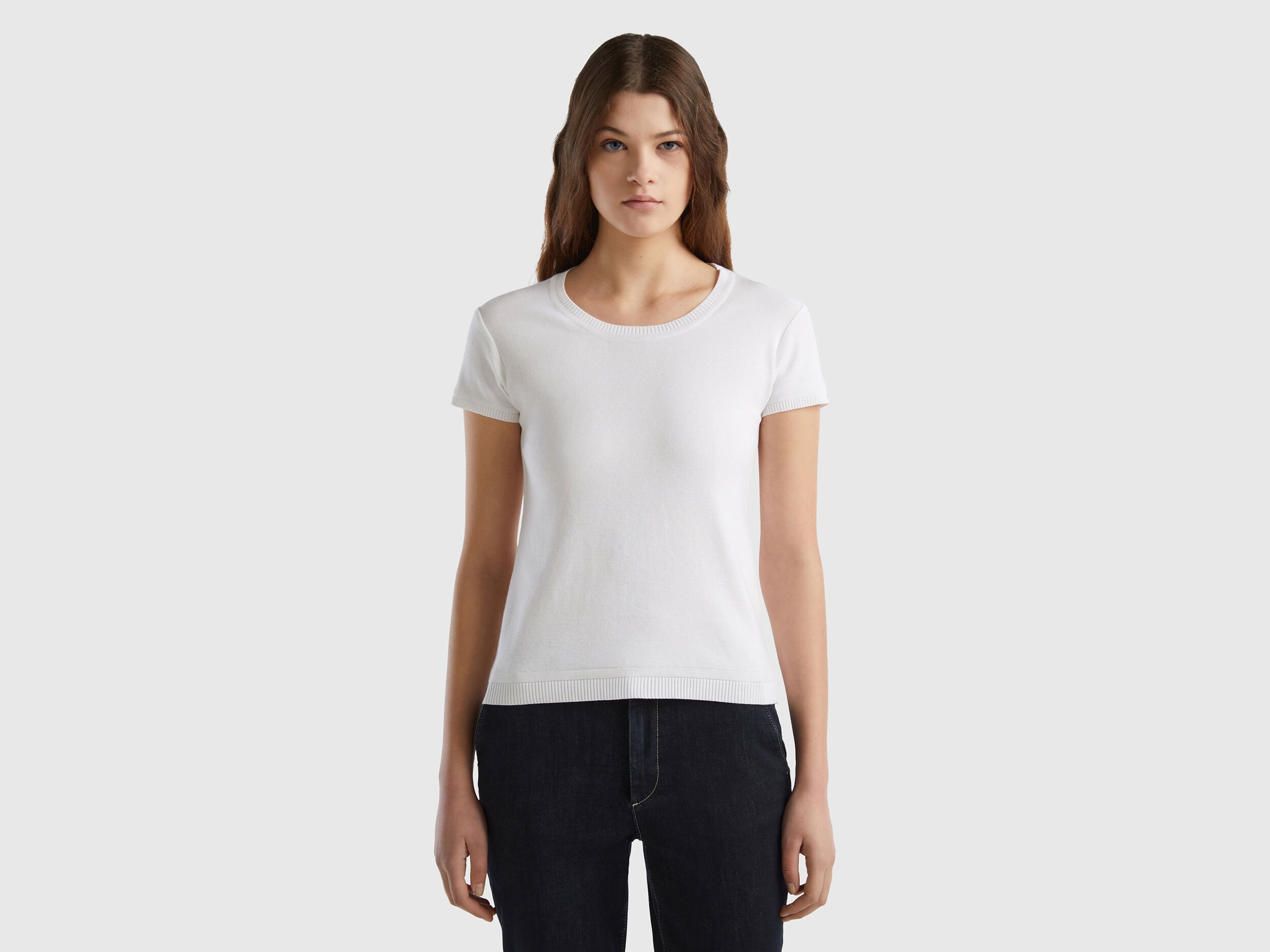 White sweater short sleeve on sale