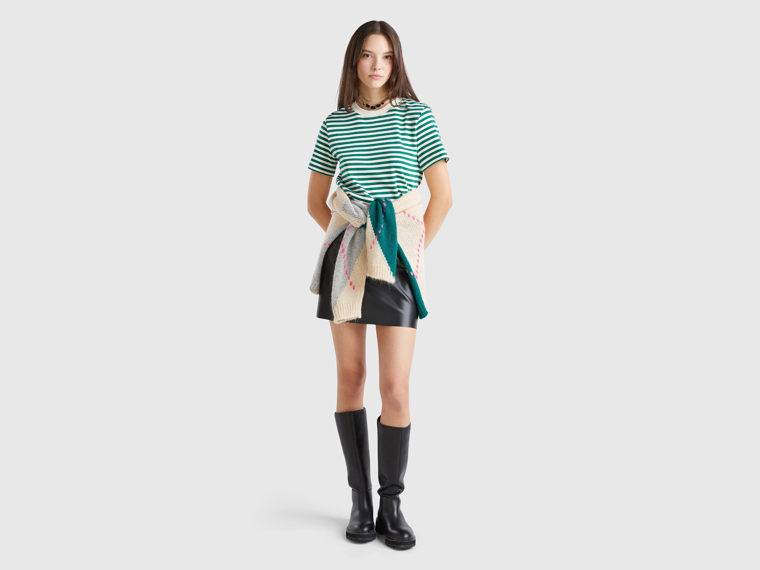 Short mini skirts knee length on sale