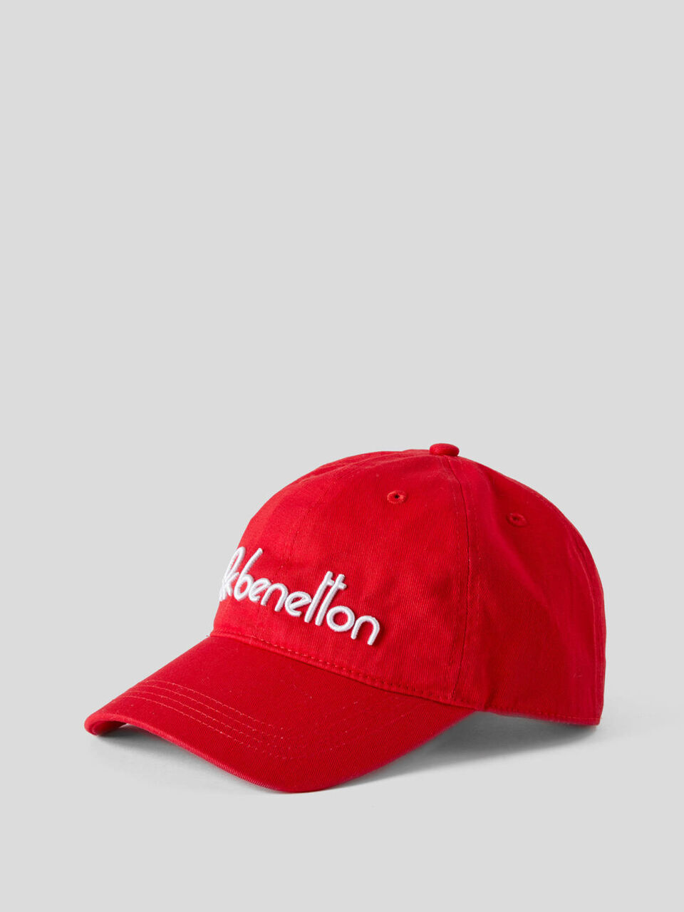 Baseball cap with embroidered logo image number 1
