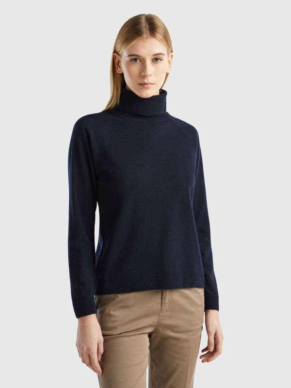 Midnight blue turtleneck sweater in cashmere and wool blend Women