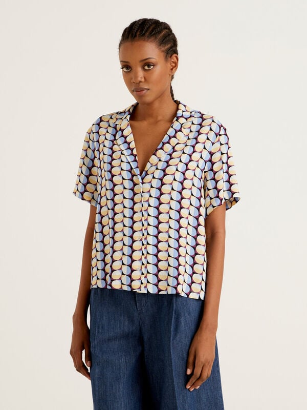 Shirt with optical print Women