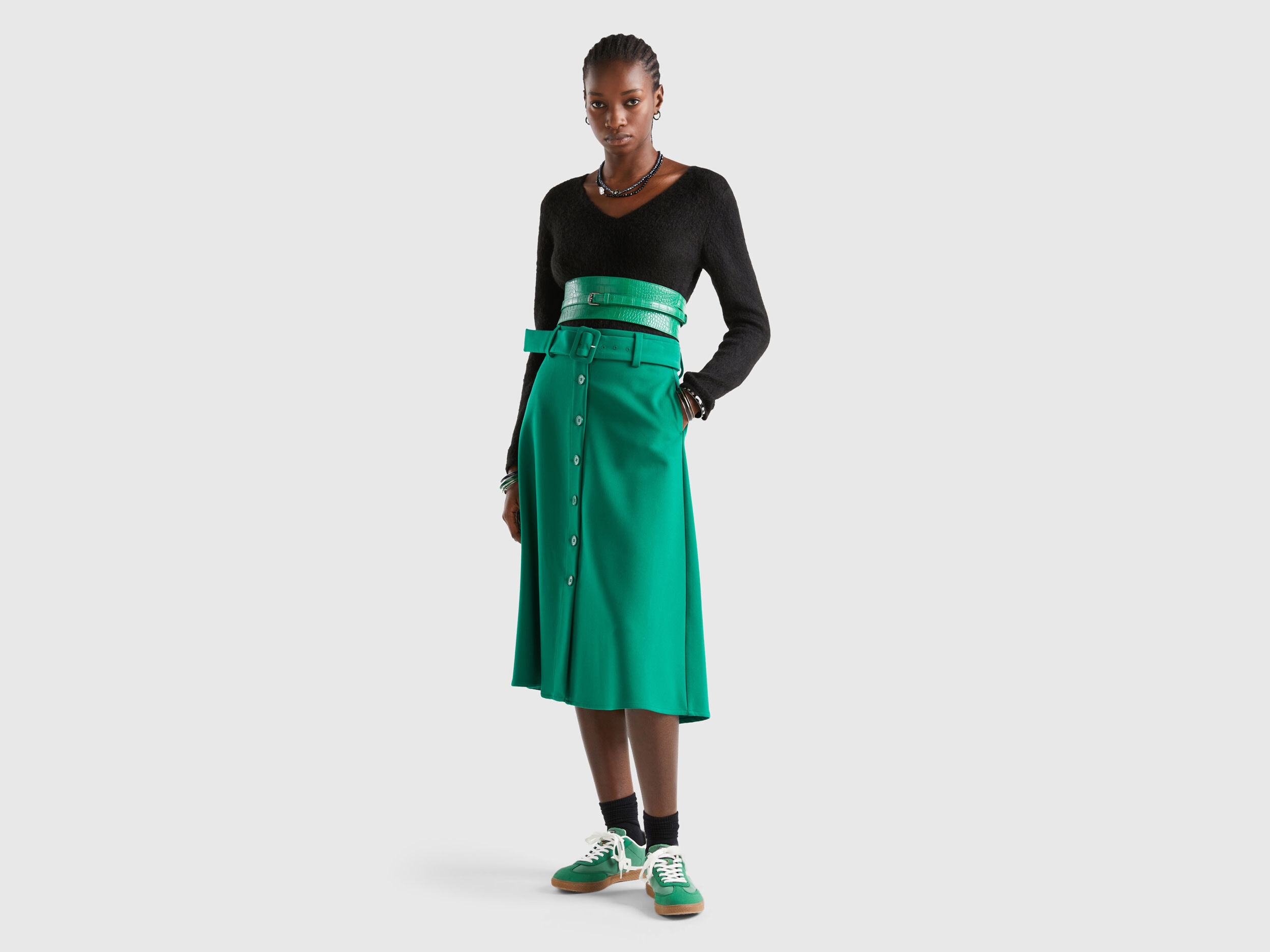 Midi skirt with belt and buttons Green Benetton