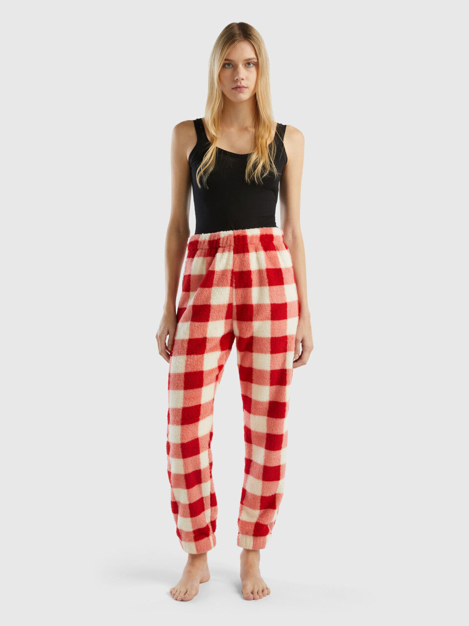 Relaxing Christmas Women s Apparel 2024 Benetton