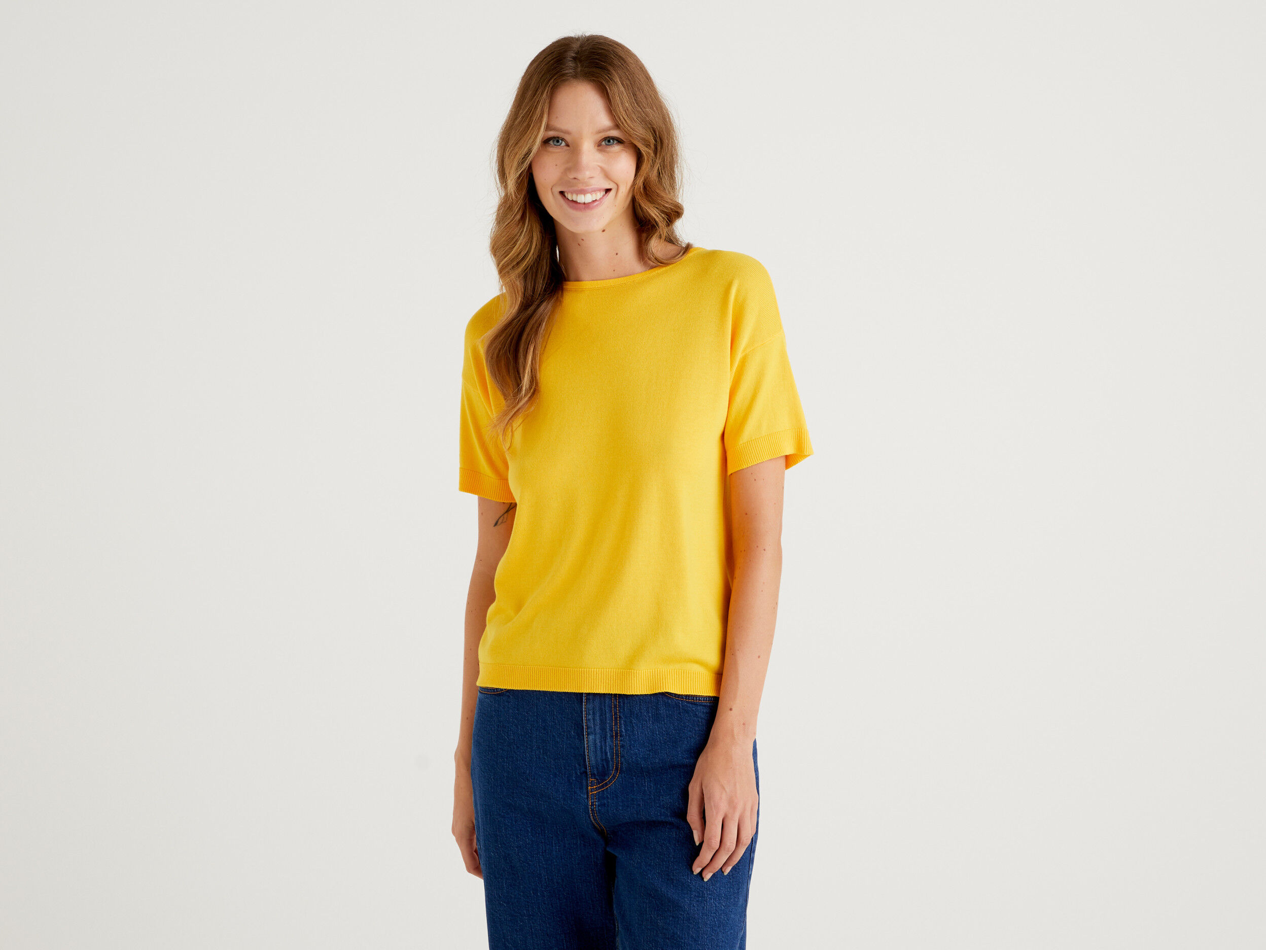 Yellow short sales sleeve sweater