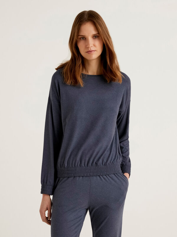 Soft long sleeve sweater Women