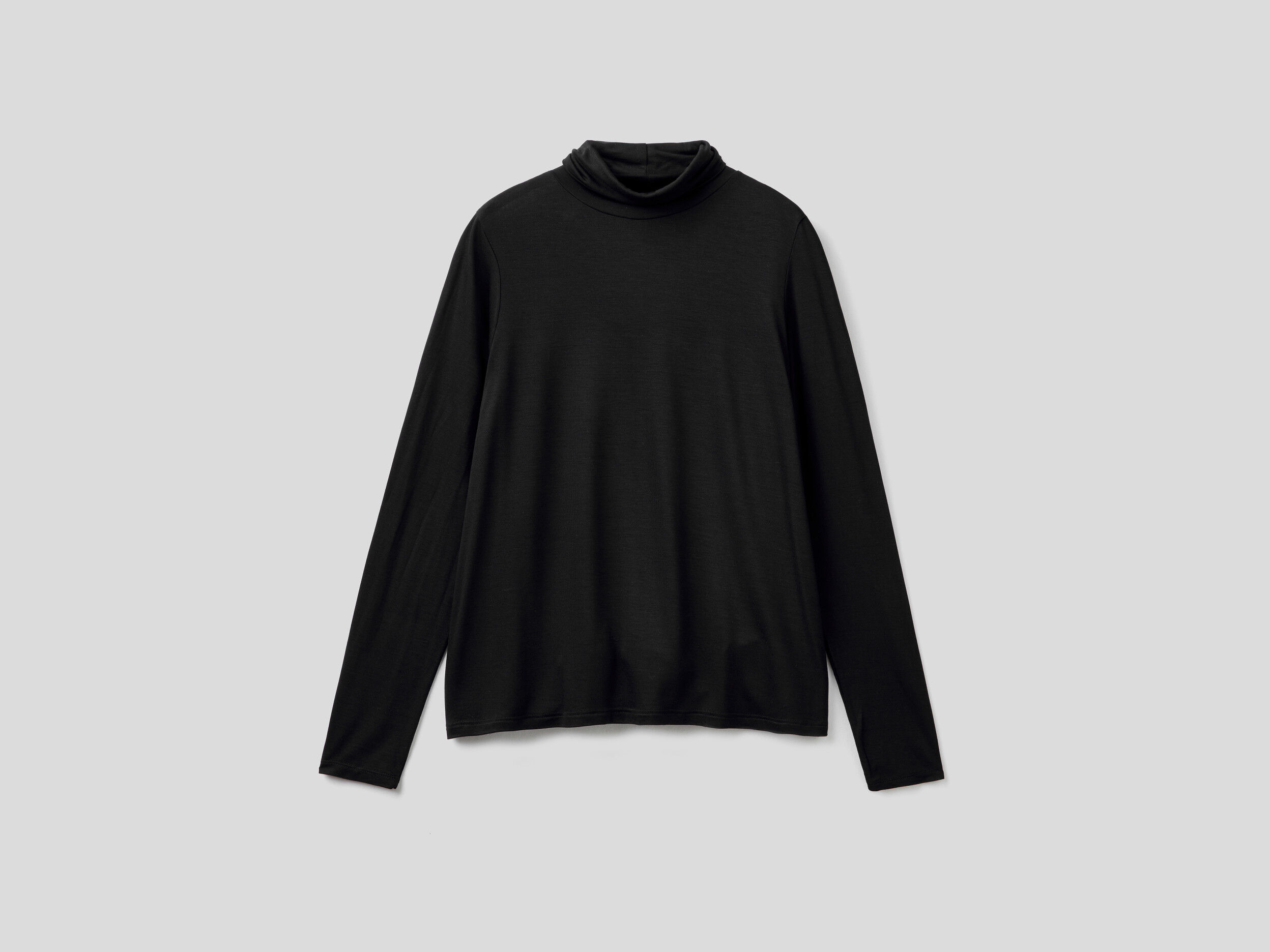 Sustainable turtleneck shop