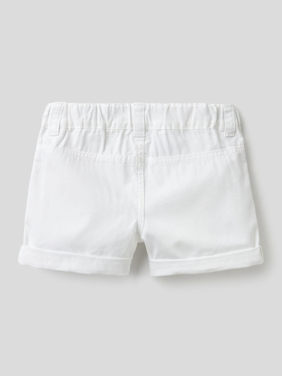 Bermudas de lona de 100 % algodón image number 2