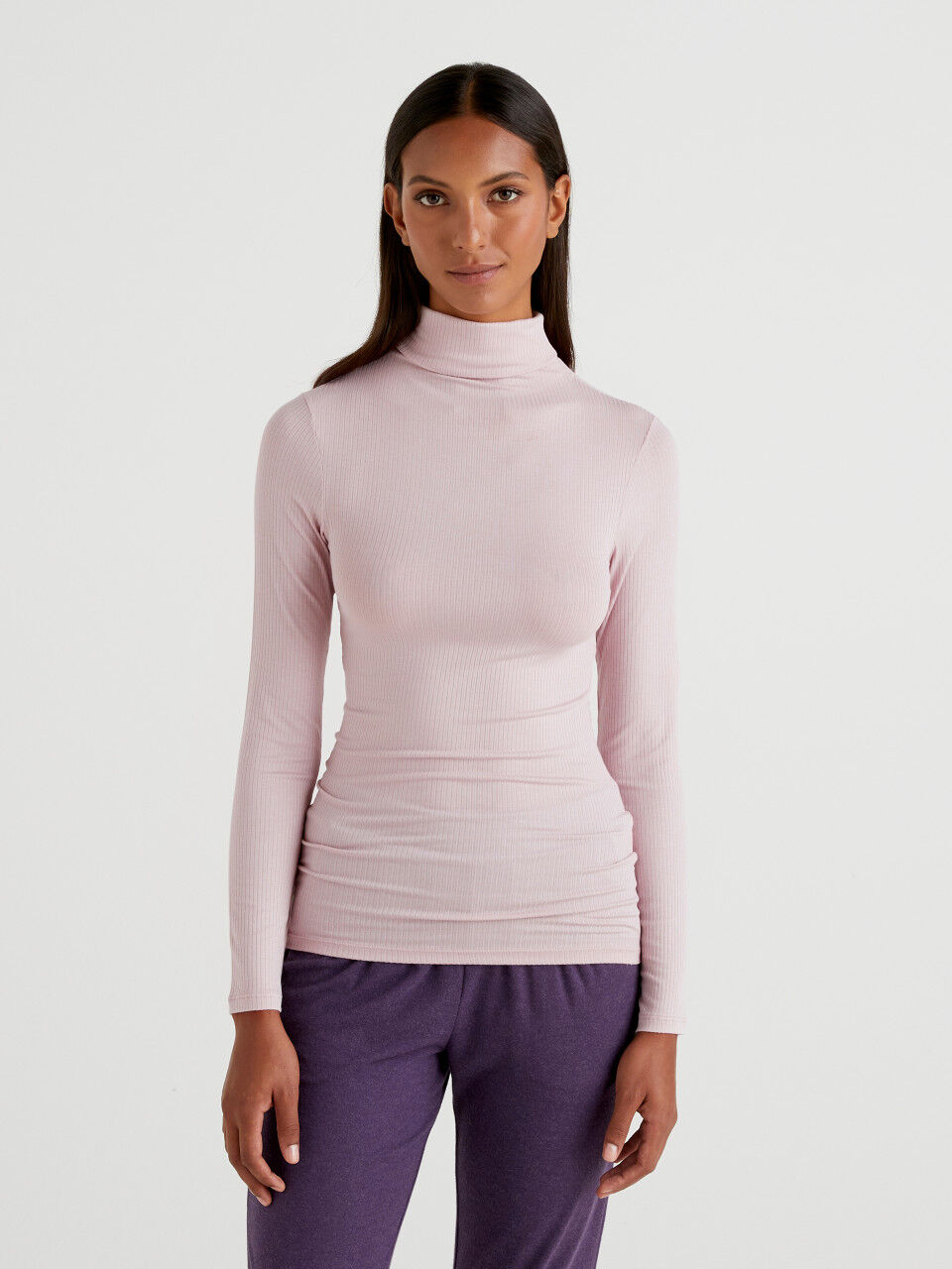 Ribbed turtleneck t-shirt