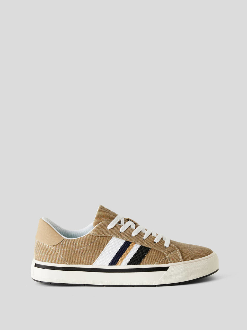 Canvas sneakers image number null