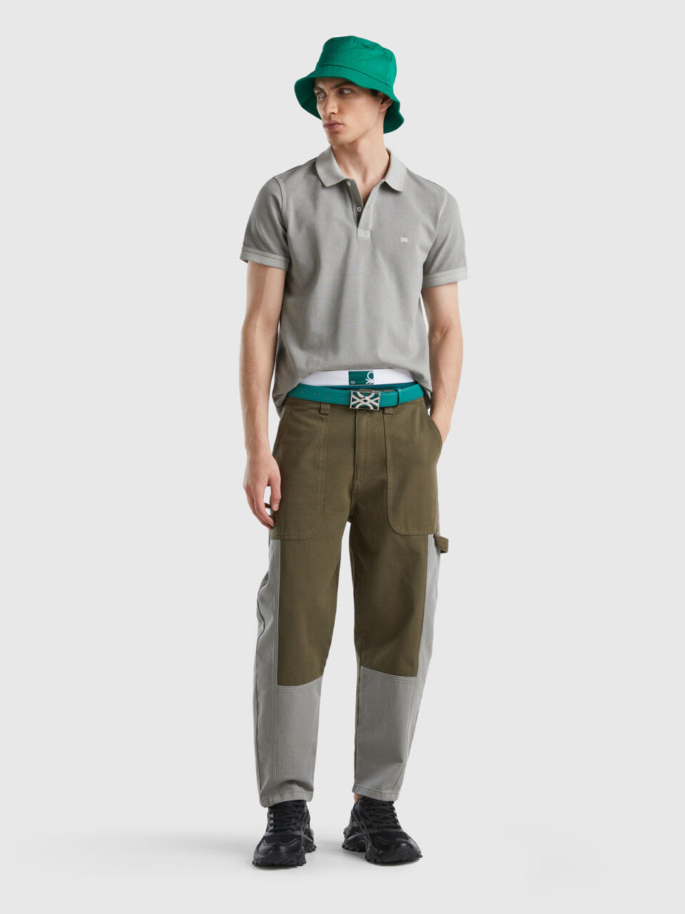 UNITED COLORS OF BENETTON Men Solid Slim Tapered Casual Trousers   Lifestyle Stores  Mulund West  Mumbai