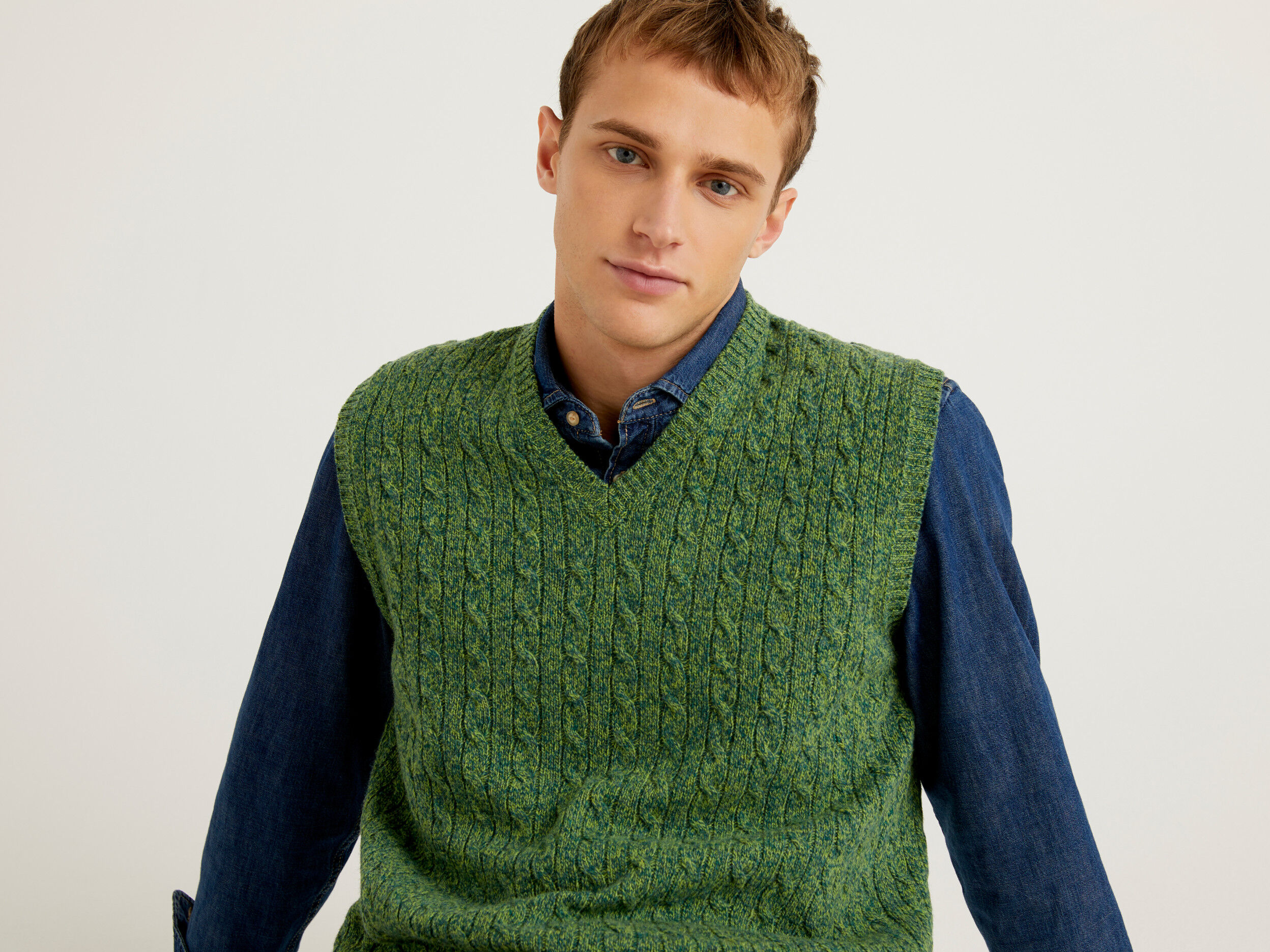 Green outlet knitted vest