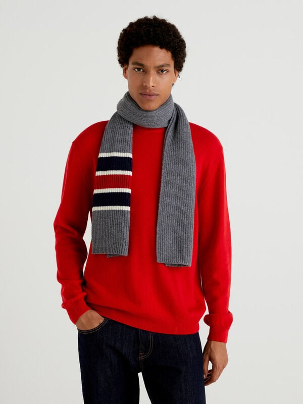 College-style scarf Men