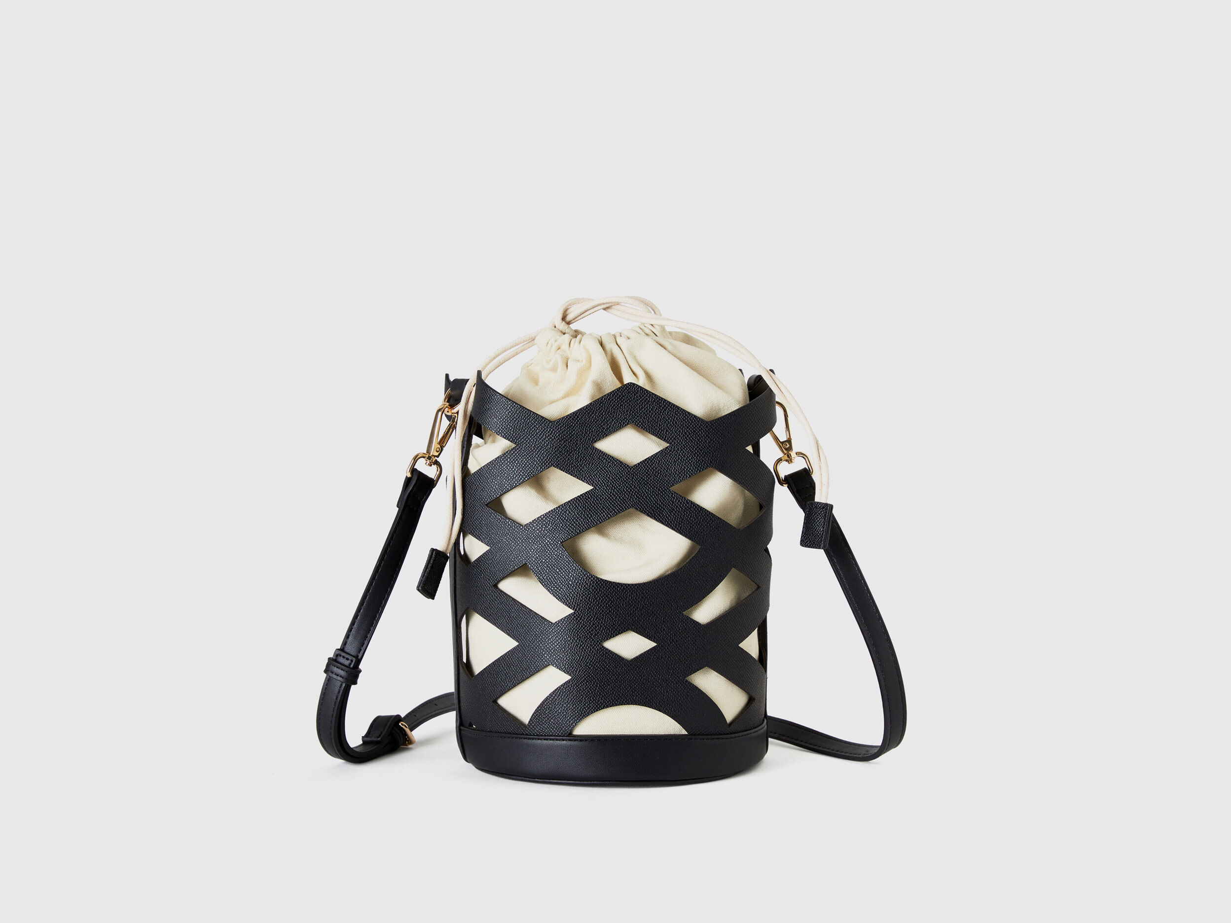Black and white outlet bucket bag