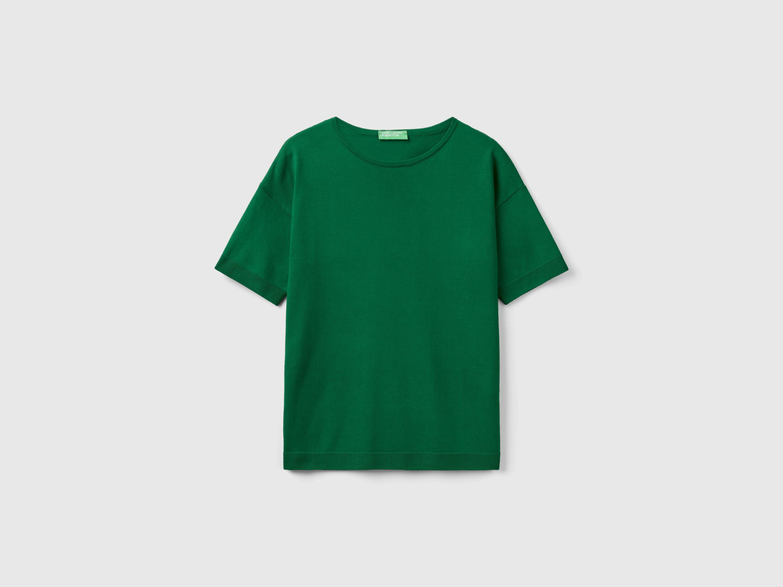 Green short sleeve top sweater