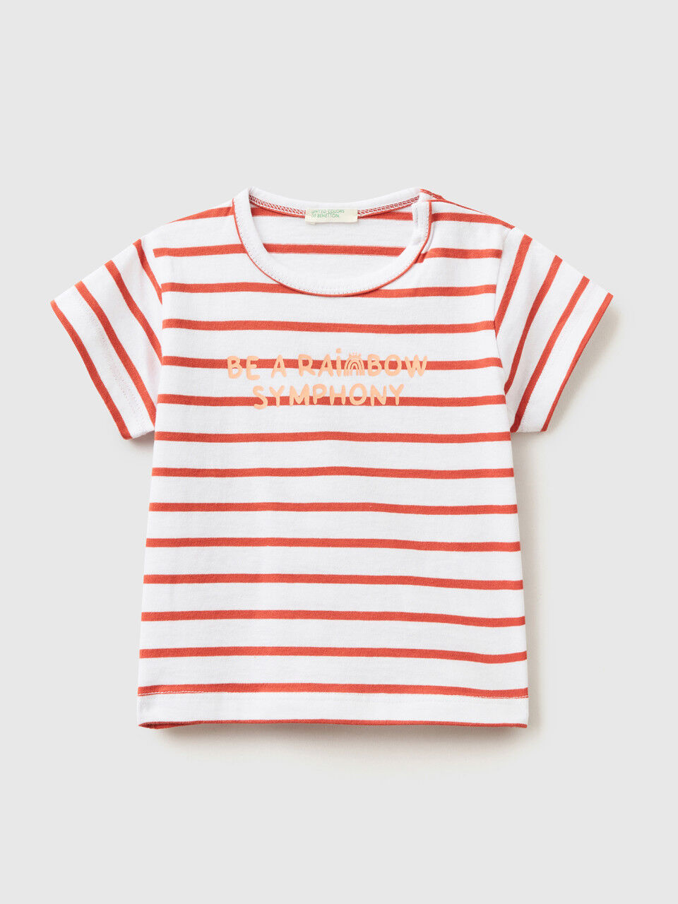 Camiseta de rayas con eslogan