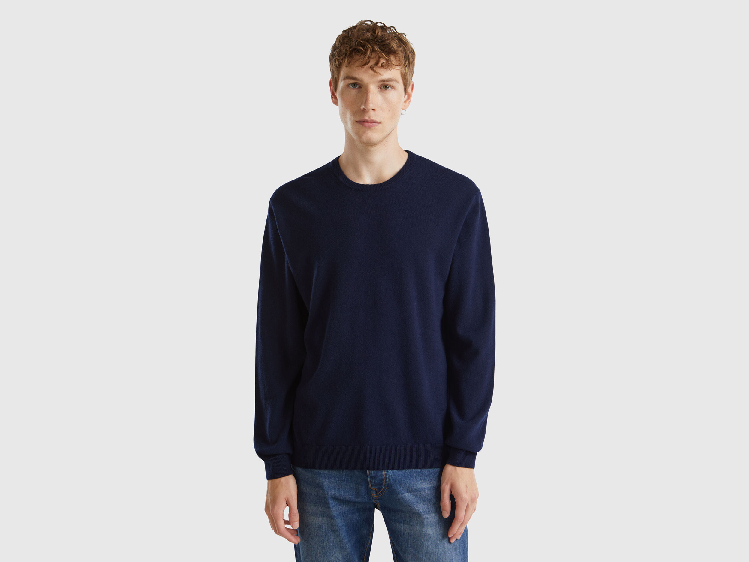 Dark blue crew neck sweater online