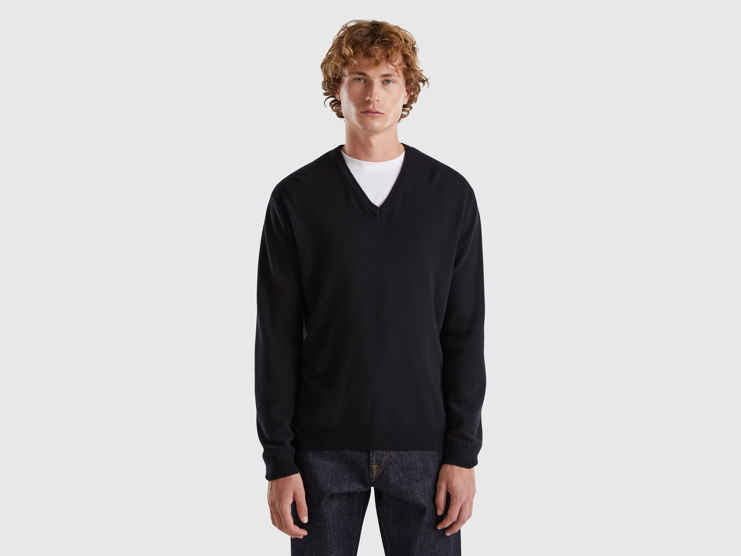 V Neck Merino Wool Sweater Men 2024 Benetton