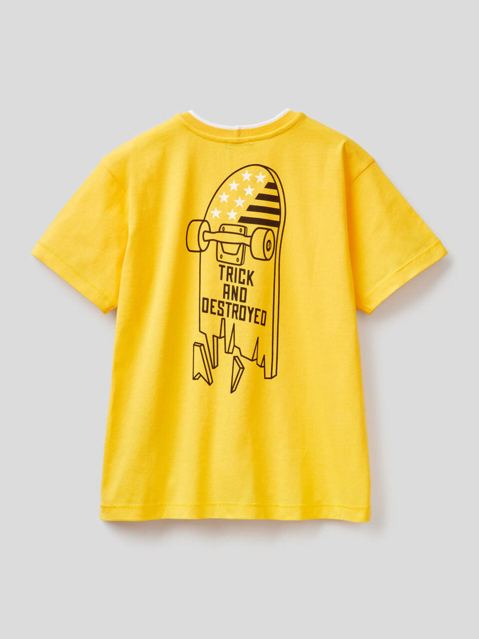 Camiseta con bolsillo image number 2