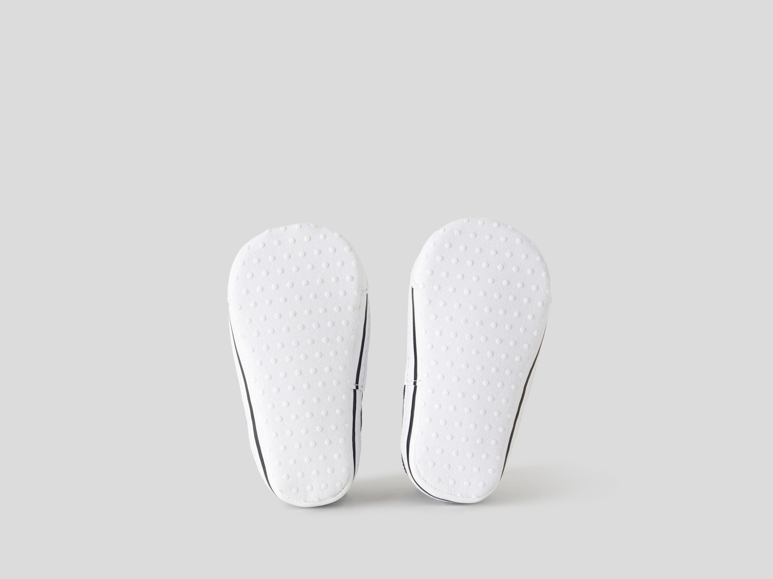 Ucb shoes on sale without laces