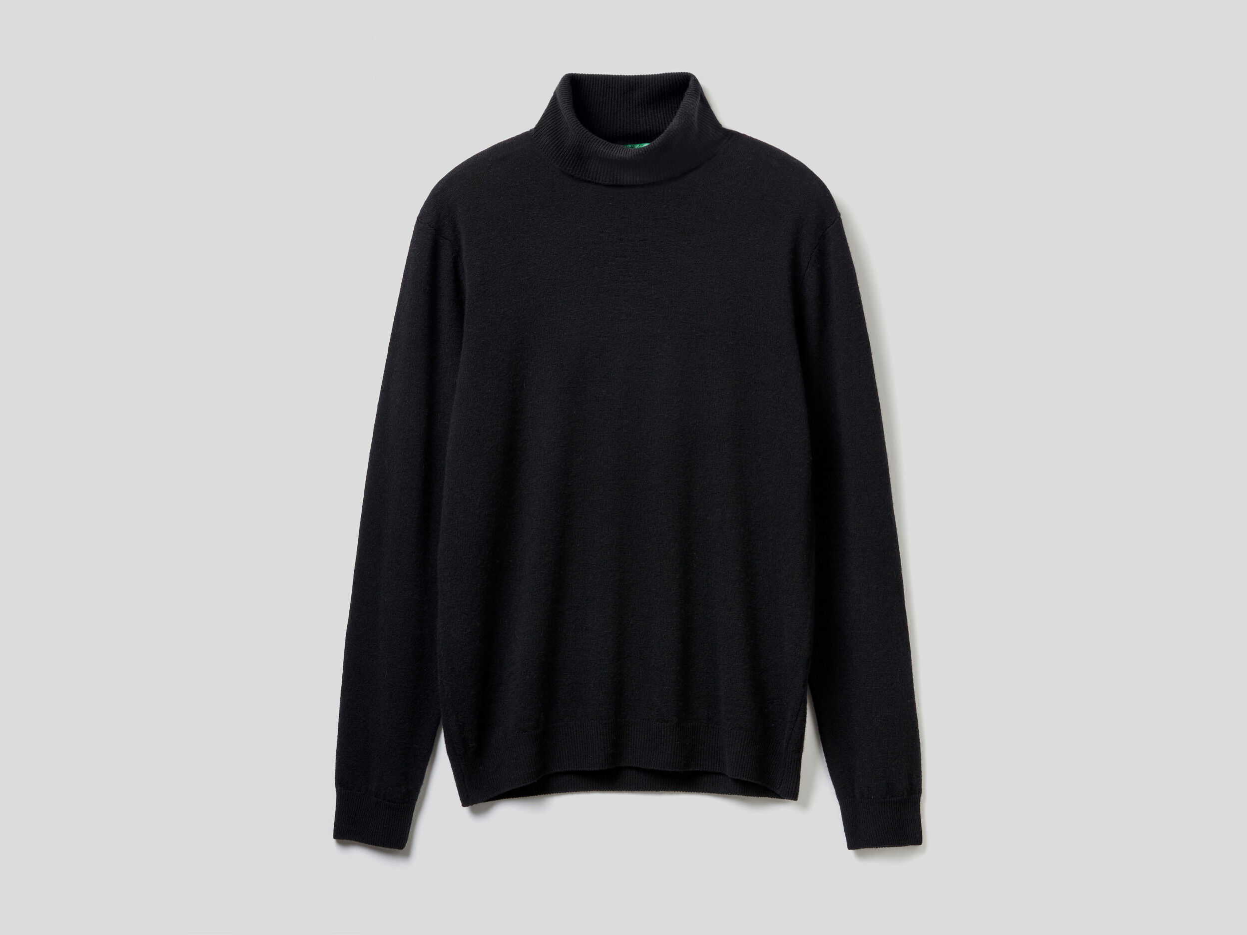 Black turtleneck in pure Merino wool - Black | Benetton