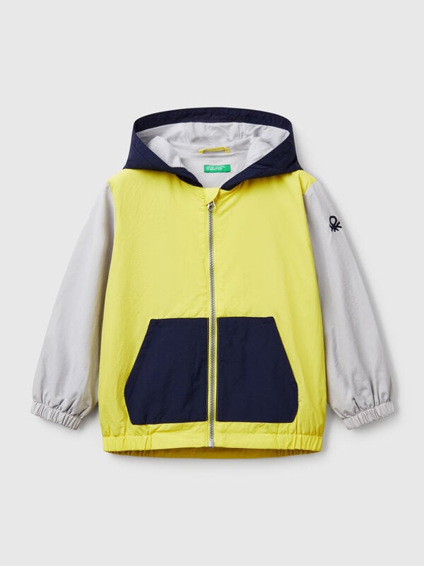 chaqueta con capucha Niño