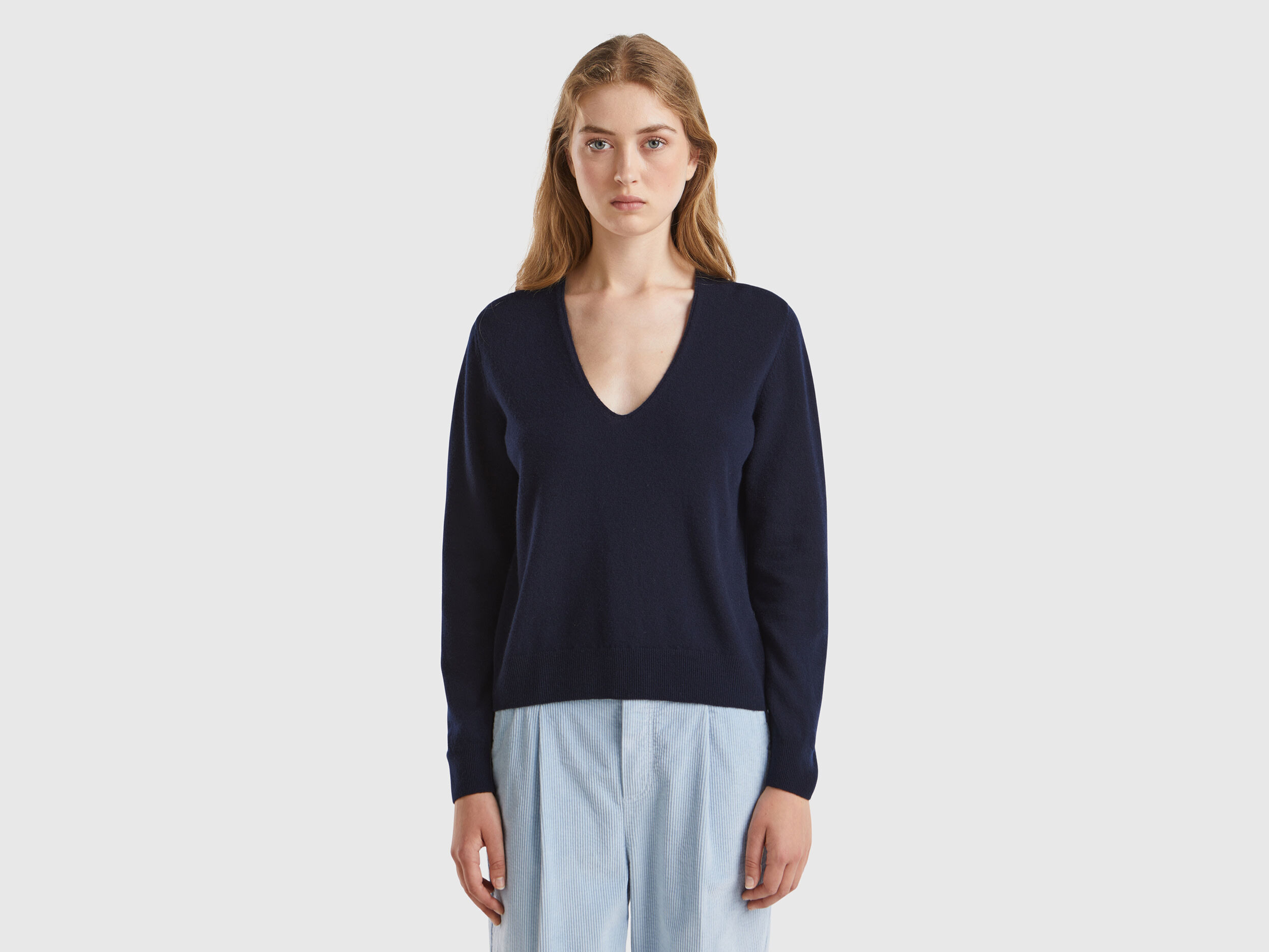 Midnight blue V neck sweater in pure Merino wool Dark Blue Benetton