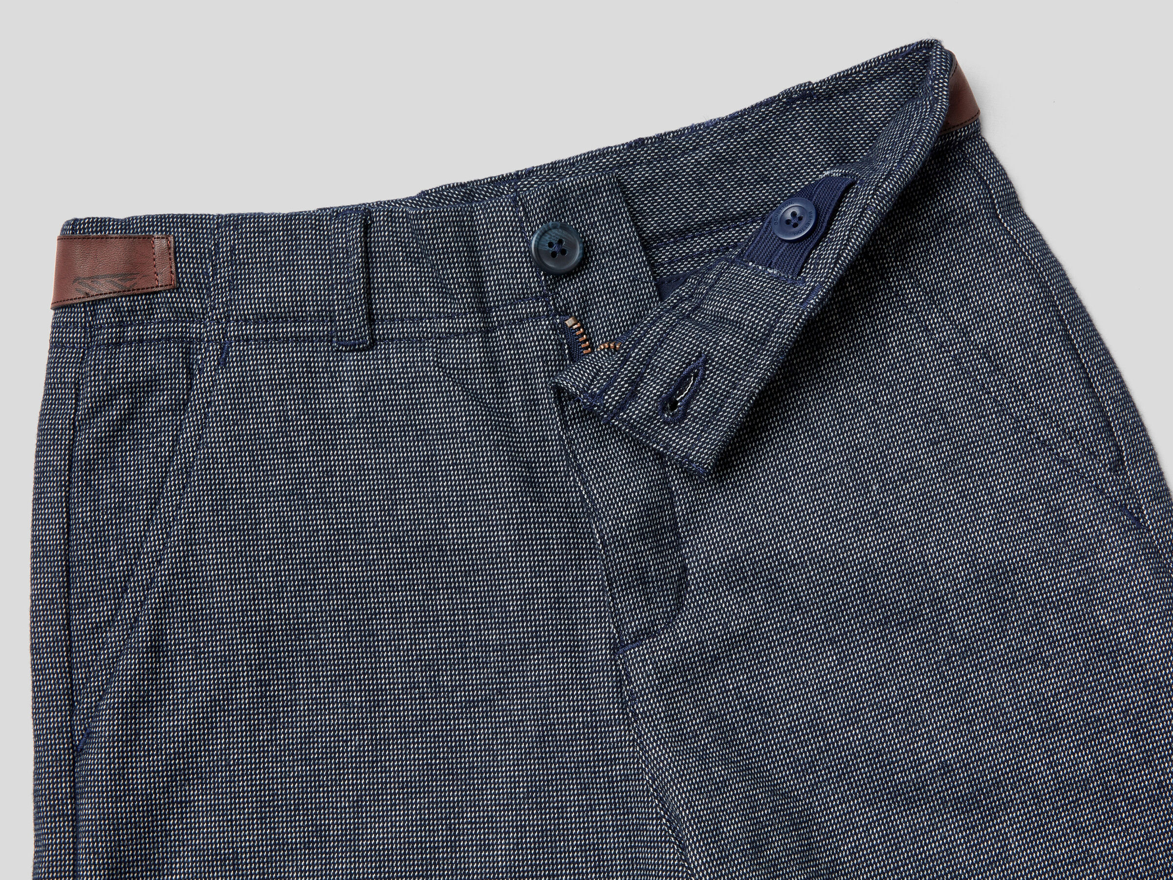 Slouchy fit trousers image number 3